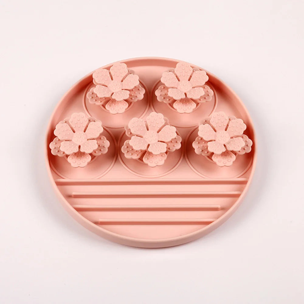 Pet Snuffle Mat round Slow Feeder Pad - Silicone Suction Cup Dog Feeding Mat, Anti-Choke Cat Food Bowl,